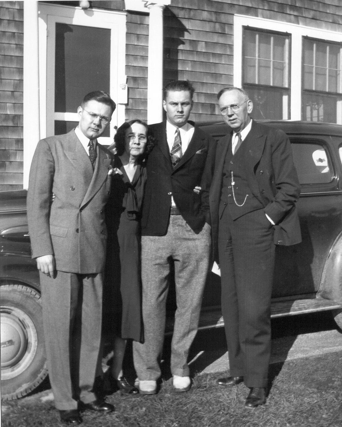Edgar Cayce Historic Photo with Family