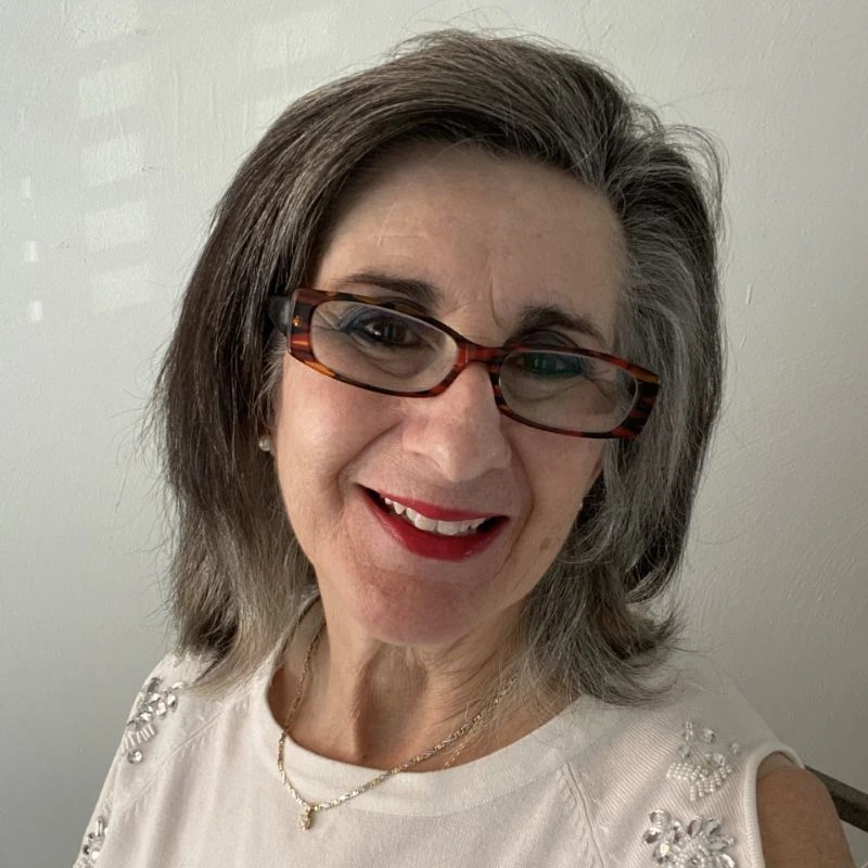 Ev Zervoudakis, Intuitive Astrologer