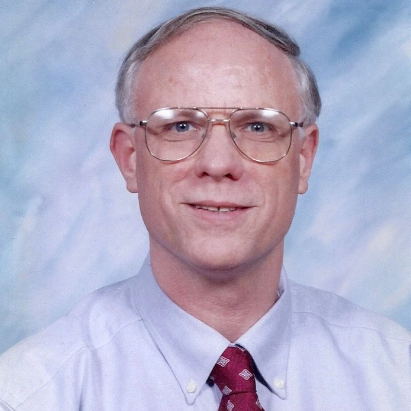 Dr. Douglas Richards
